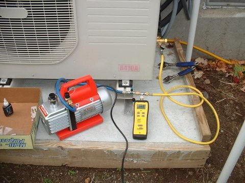 Nạp gas điều hòa tại Tp.HCM